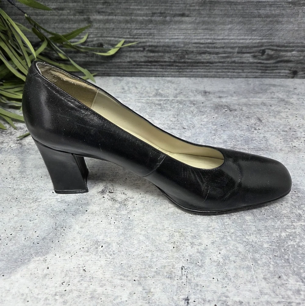Vintage 90s Black Classic Block Heel Dress Shoes Pumps Size 9.5 Timeless